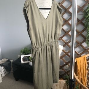 Women’s Olive Green universal thread dress